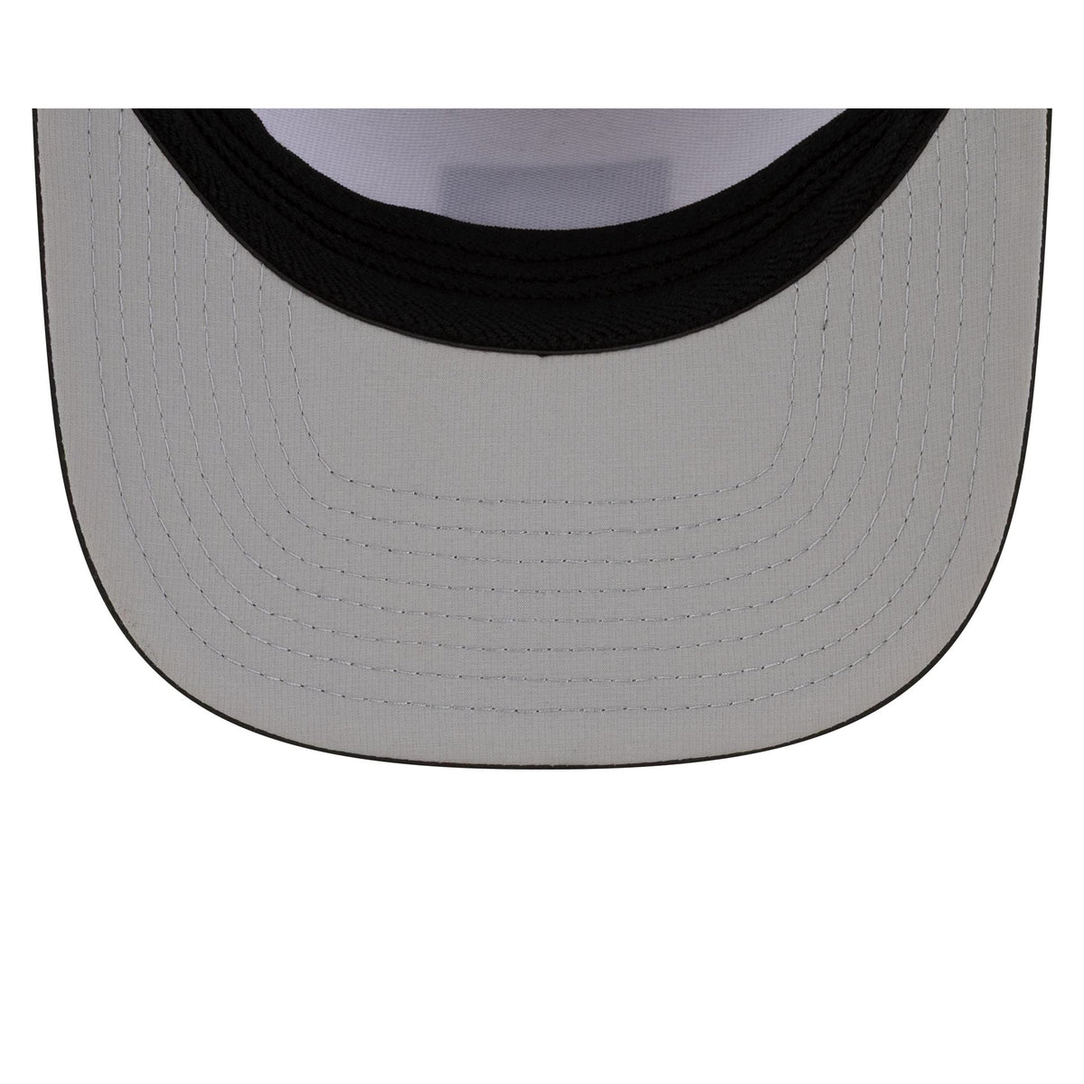New York Yankees 2026 Clubhouse Black & White Split Panel 9SEVENTY Stretch-Snap Hat